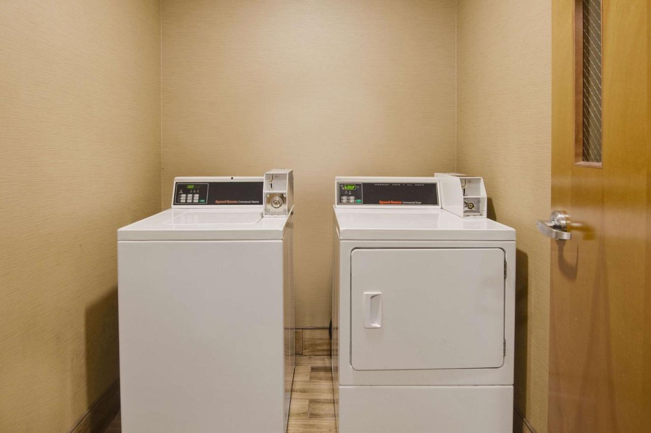 Comfort Inn Airport Roanoke Ngoại thất bức ảnh